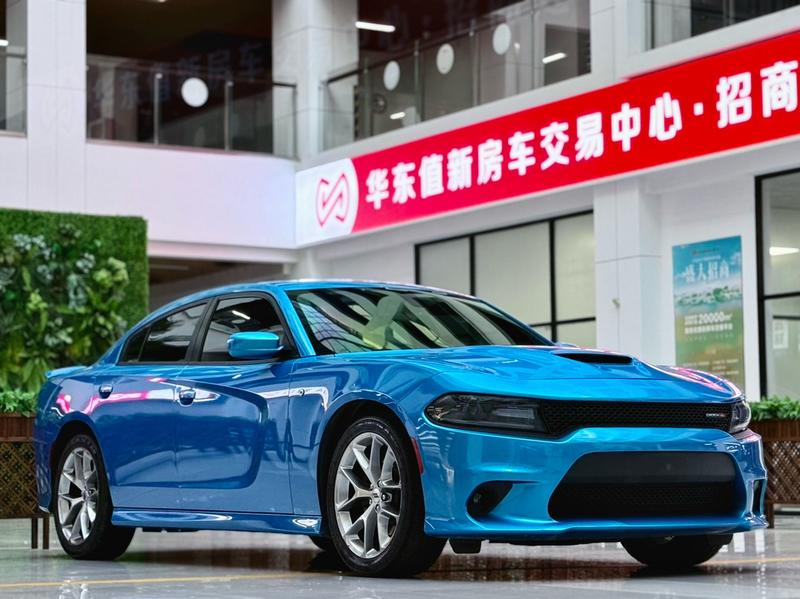 Dodge Charger - фото 2
