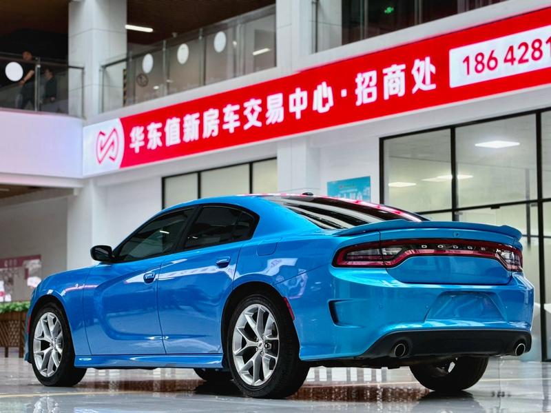Dodge Charger - фото 4