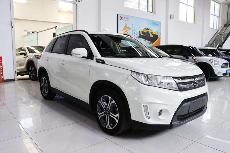 Suzuki Vitara - фото 2