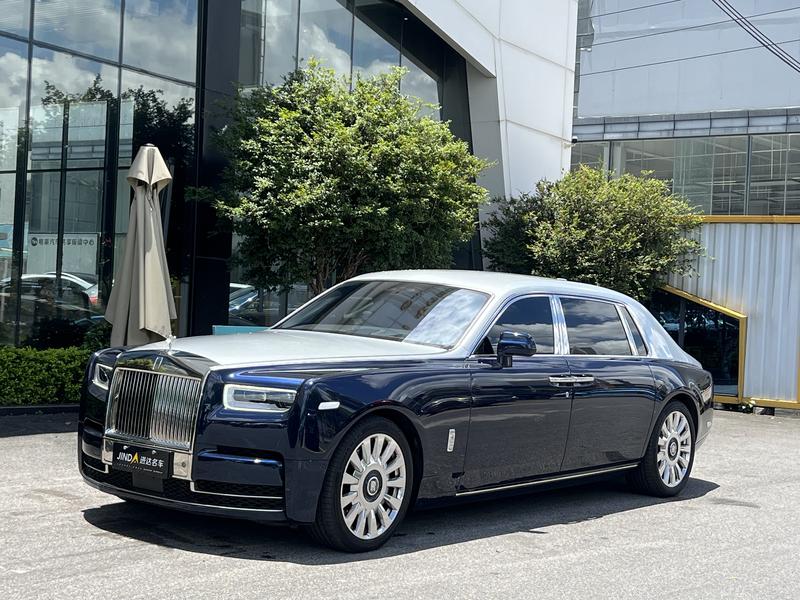 Rolls-Royce Phantom - фото 0