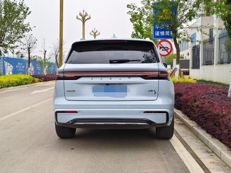 Geely Xingyue L - фото 4
