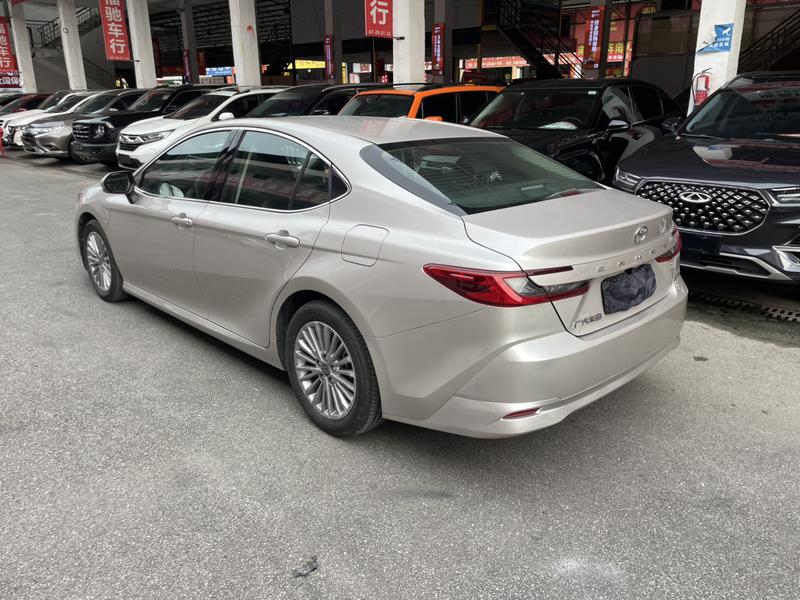 Toyota Camry (Overseas) - фото 3