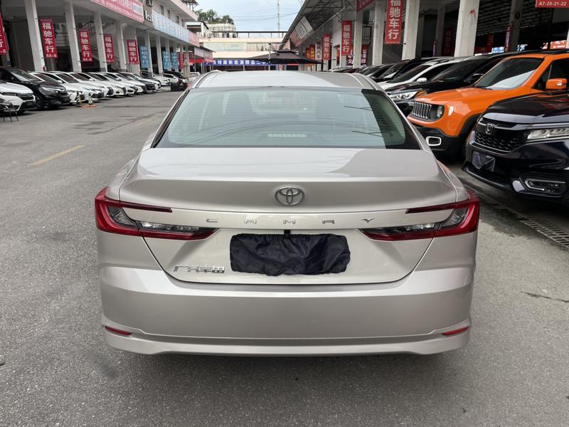 Toyota Camry (Overseas) - фото 4