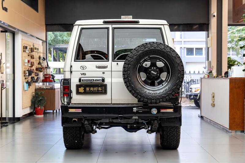 Toyota 70 - фото 2