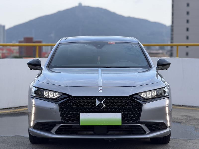 DS 9 PHEV - фото 1