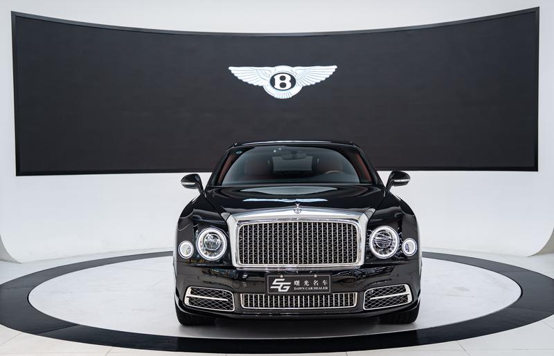 Bentley Mulsanne - фото 1