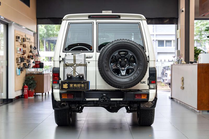 Toyota 70 - фото 2