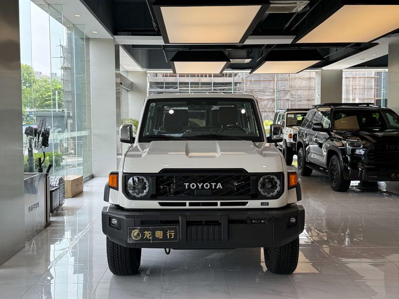 Toyota 70 - фото 1