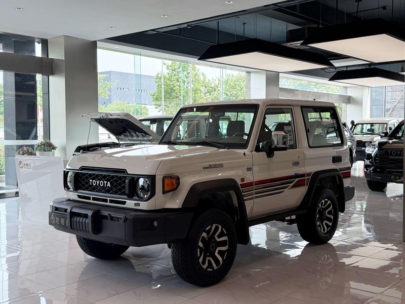 Toyota 70 - фото 0
