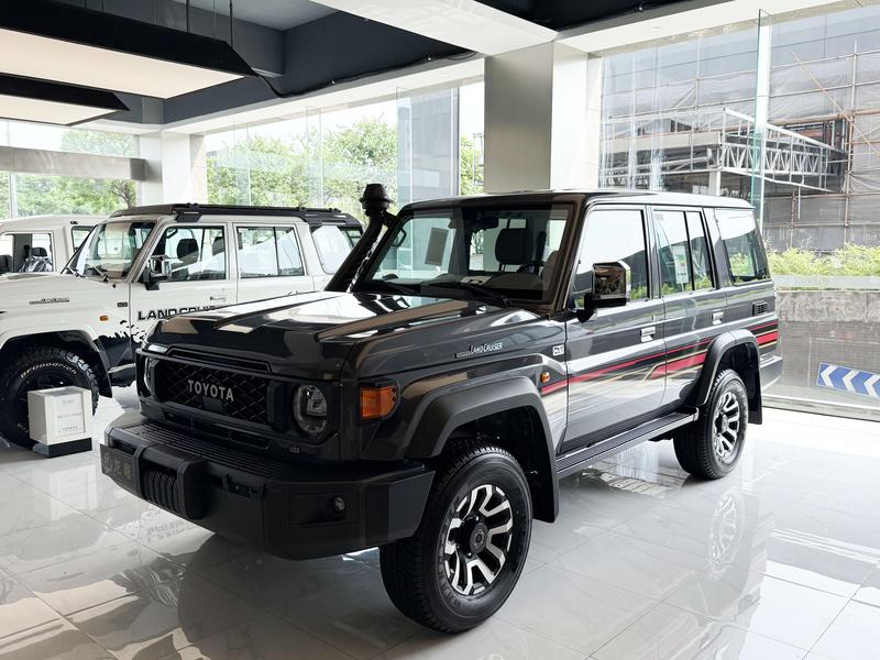 Toyota 70 - фото 0