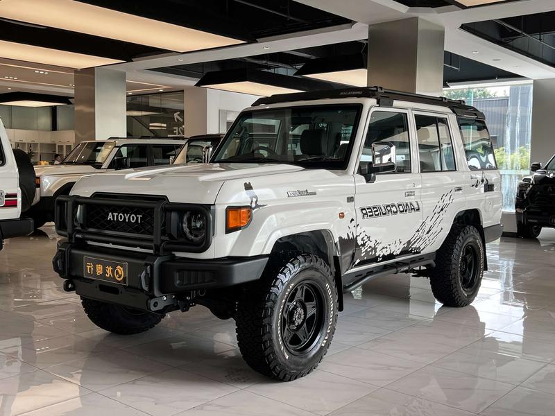 Toyota 70 - фото 0