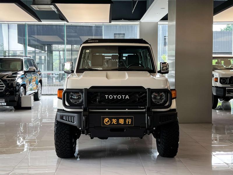 Toyota 70 - фото 1