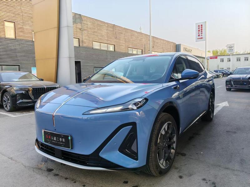 Hongqi 06 - фото 0