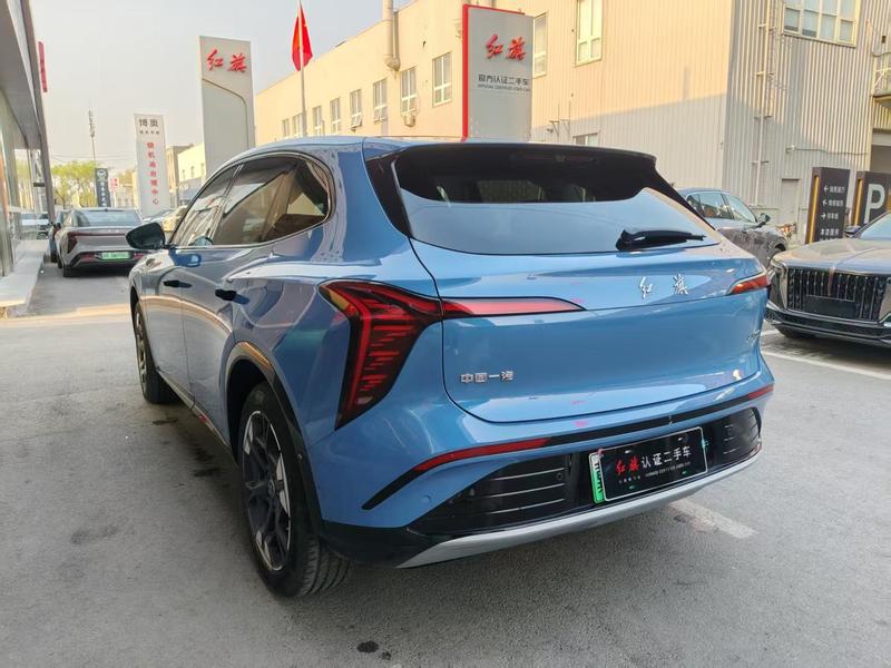 Hongqi 06 - фото 3