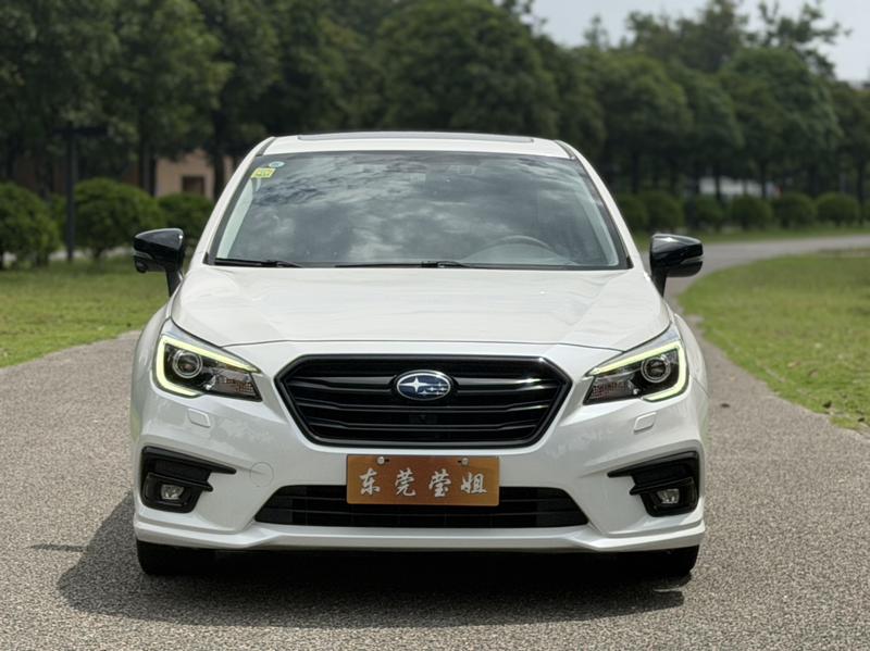 Subaru LEGACY - фото 1