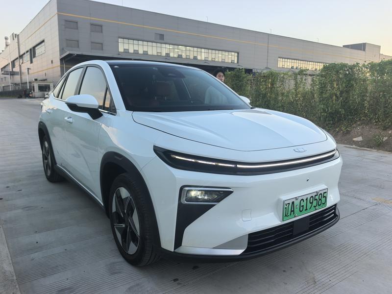 Geely REV - фото 2