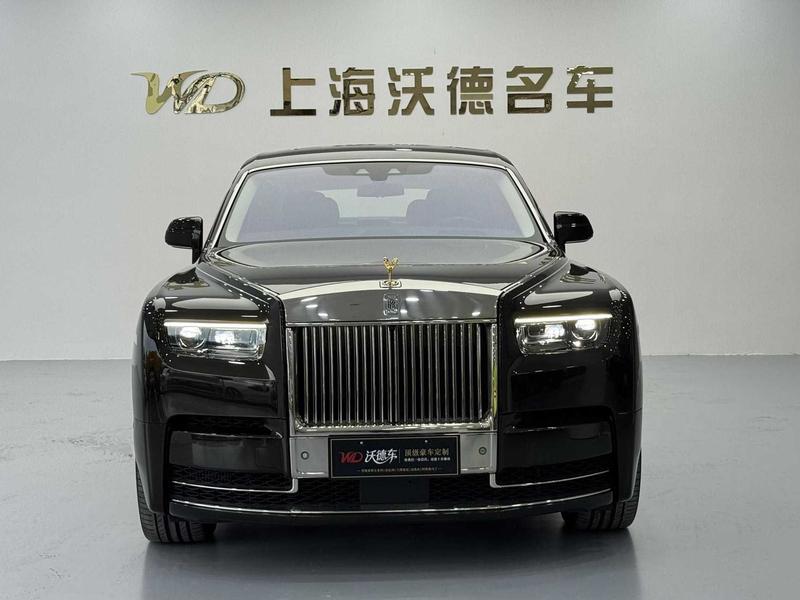 Rolls-Royce Phantom - фото 1