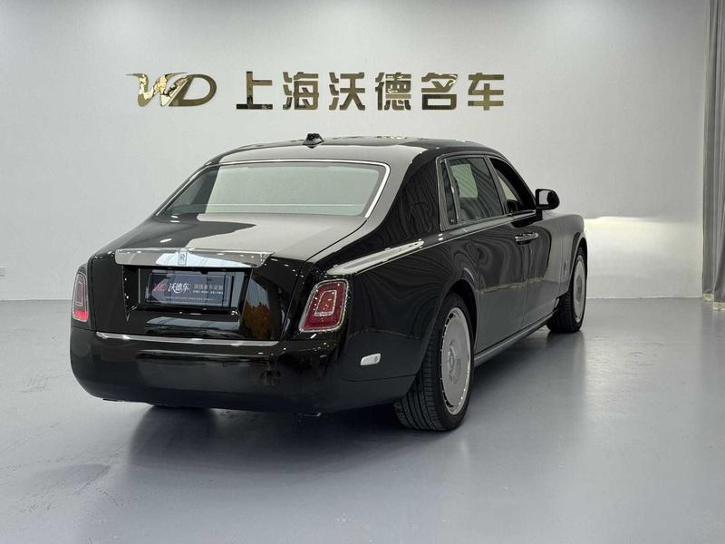Rolls-Royce Phantom - фото 4