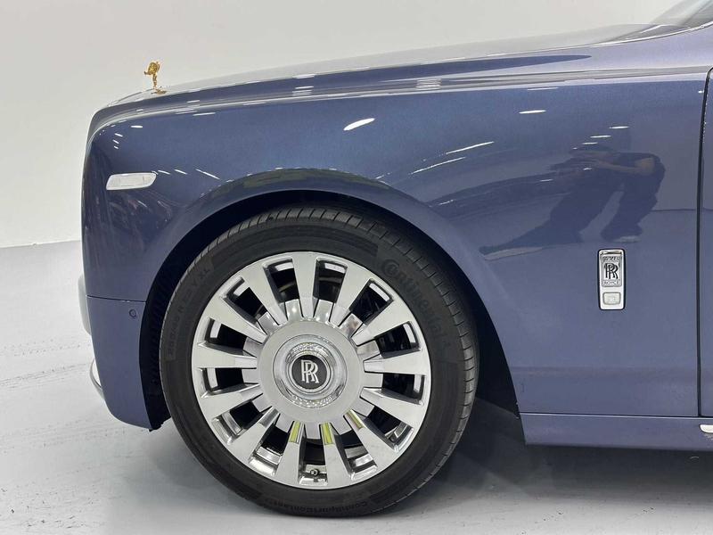 Rolls-Royce Phantom - фото 3