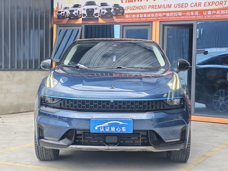 Lynk & Co 05 - фото 1