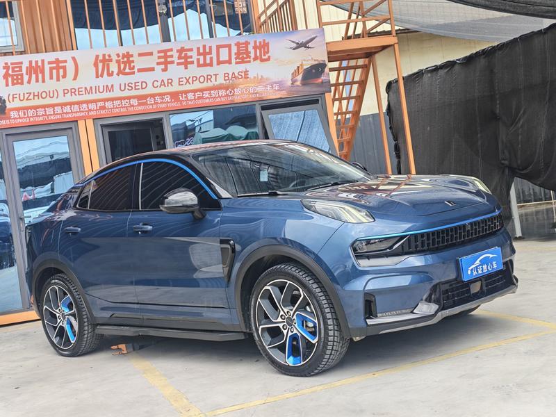 Lynk & Co 05 - фото 2
