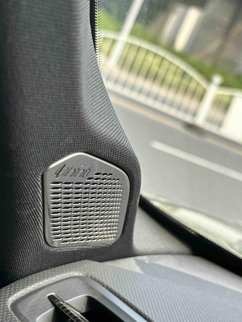 Lynk & Co 05 - фото 3