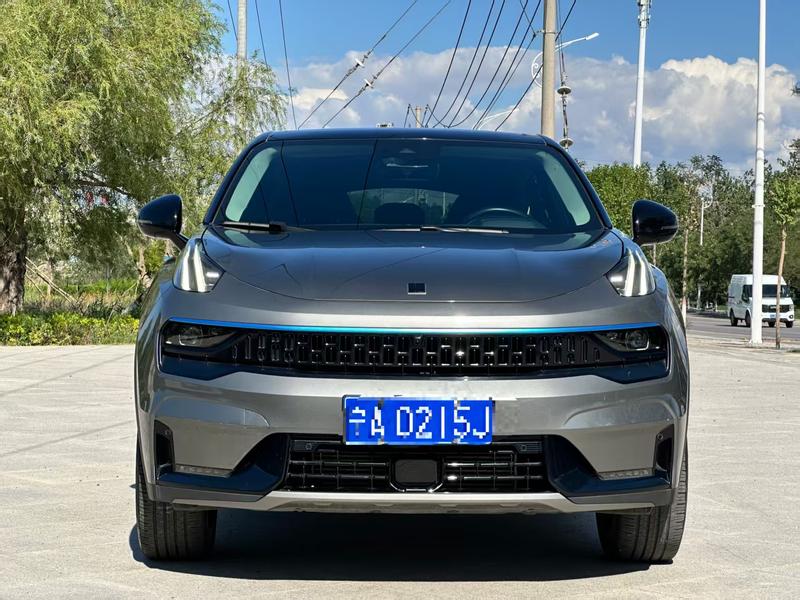 Lynk & Co 05 - фото 1