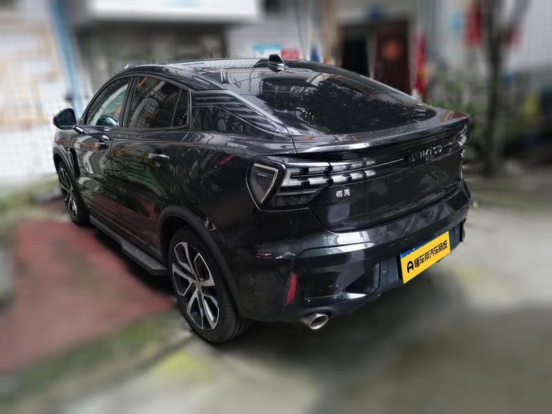 Lynk & Co 05 - фото 3