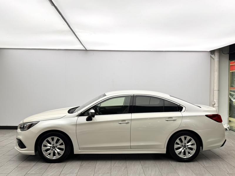 Subaru LEGACY - фото 1