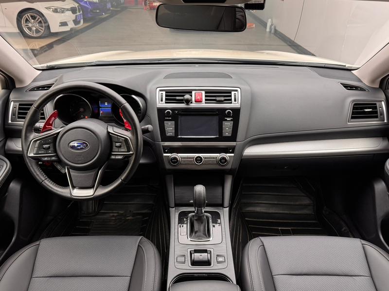 Subaru LEGACY - фото 4