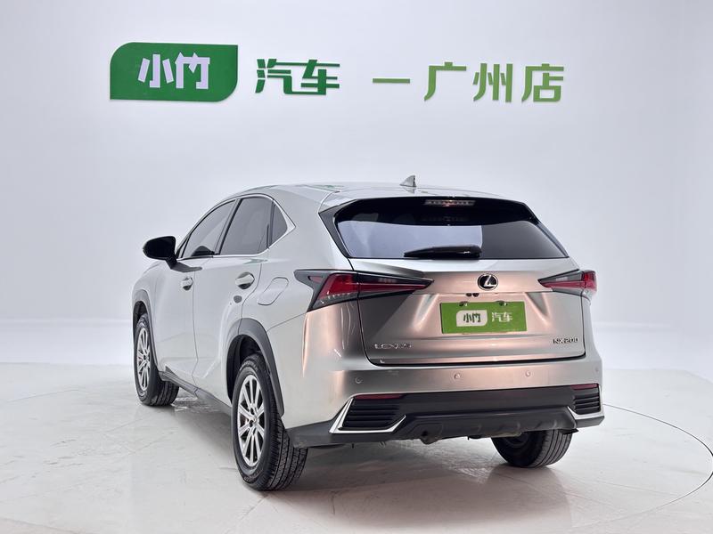 Lexus NX - фото 4