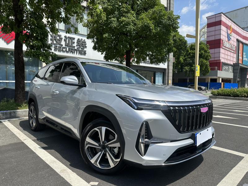 Geely Boyue L - фото 2