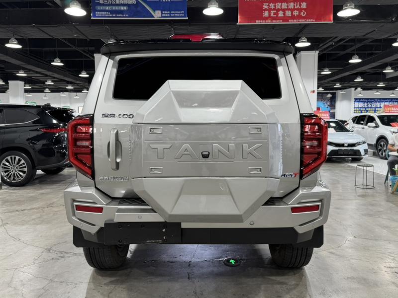 Tank 400 Hi4-T - фото 4