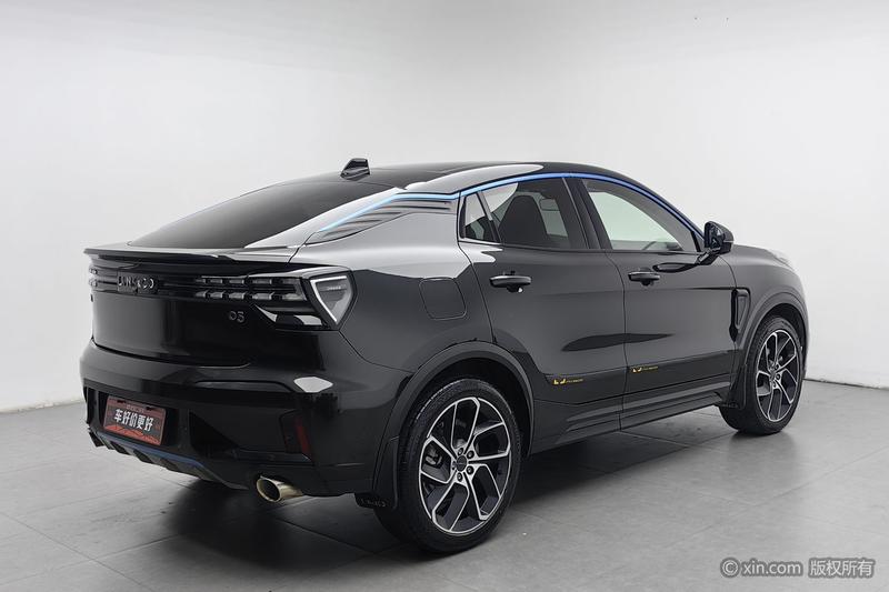 Lynk & Co 05 - фото 3