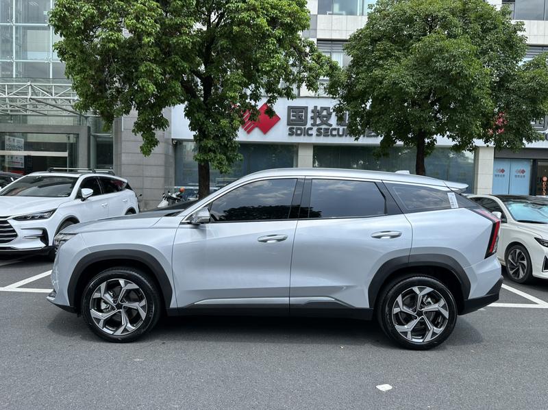 Geely Boyue L - фото 3