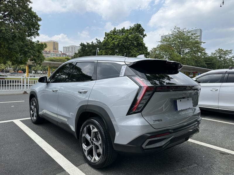 Geely Boyue L - фото 4