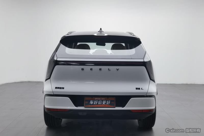 Geely Boyue L - фото 2