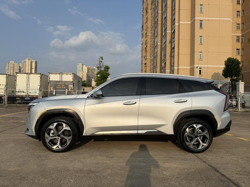 Geely Boyue L - фото 3