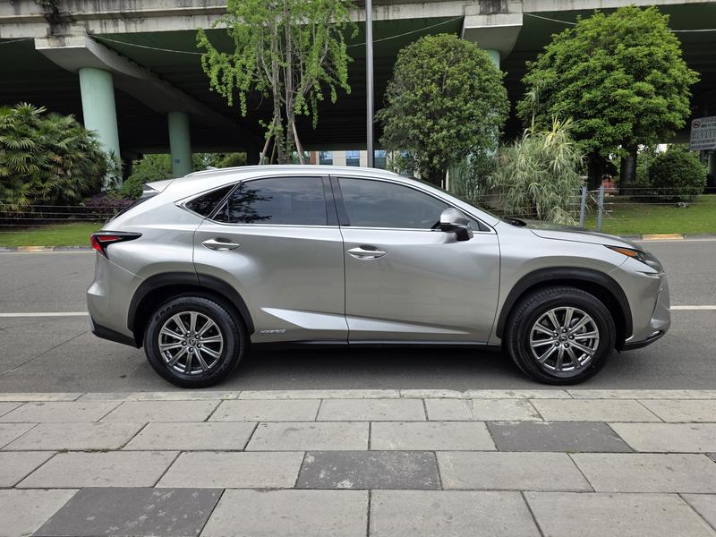Lexus NX - фото 3