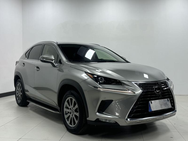 Lexus NX - фото 2