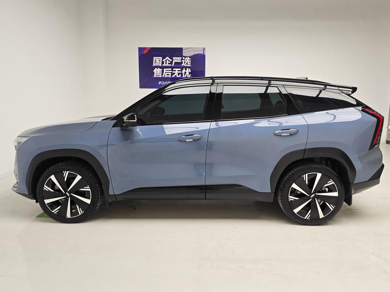 Geely Boyue L - фото 3