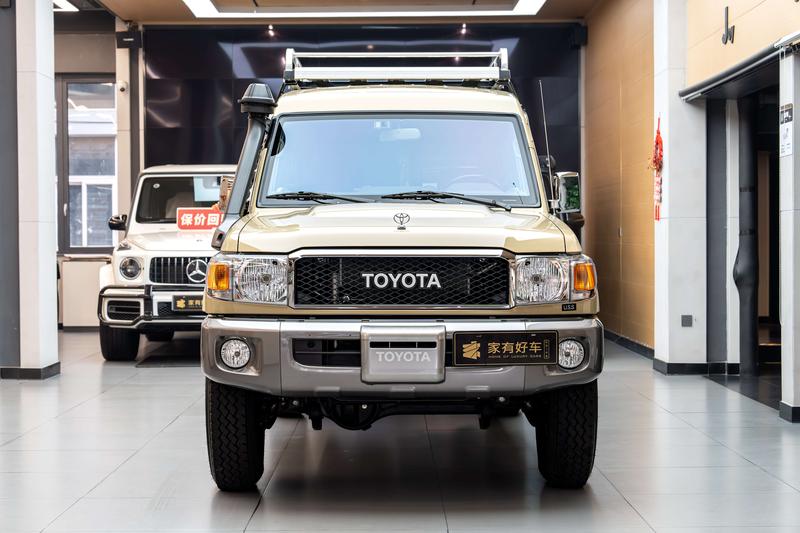 Toyota 70 - фото 1