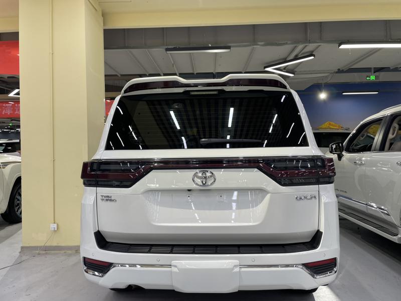 Toyota Land Cruiser (Import) - фото 4