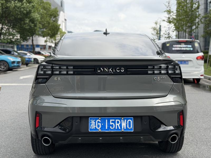 Lynk & Co 05 - фото 4