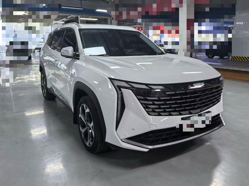 Geely Boyue L - фото 2