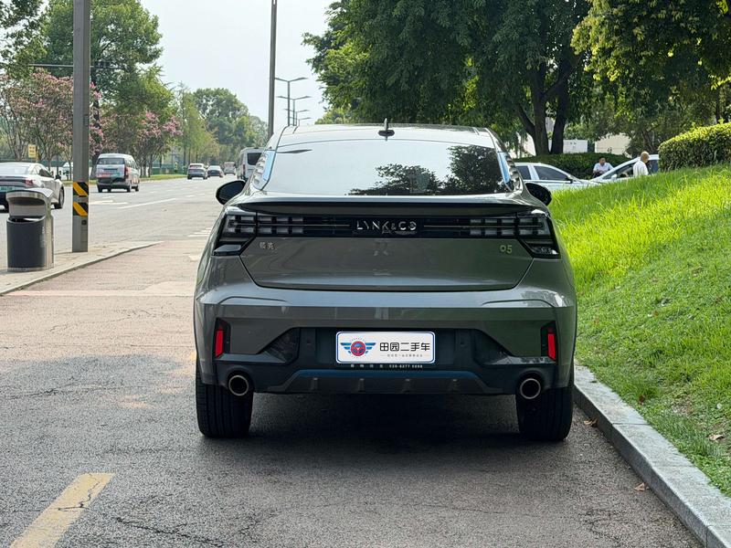 Lynk & Co 05 - фото 4