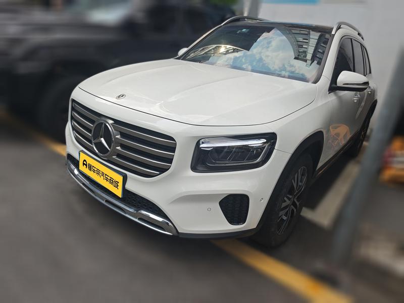 Mercedes-Benz GLB - фото 0