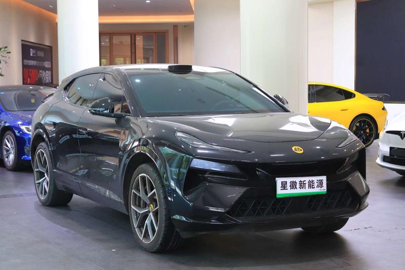 Lotus Eletre - фото 2
