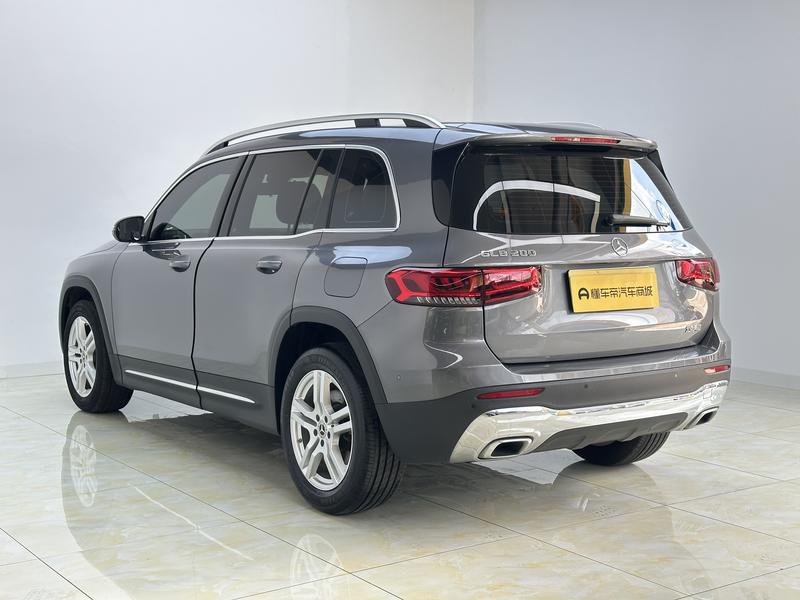 Mercedes-Benz GLB - фото 4