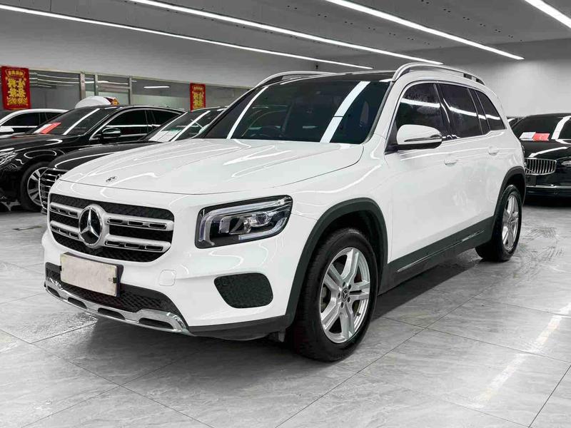 Mercedes-Benz GLB - фото 0